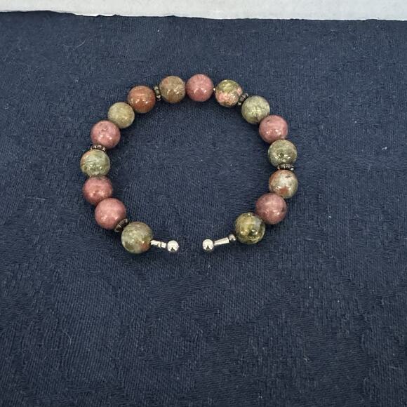 Natural Red And Green‎ Jasper Stone Bracelet Stone Stretch Healing Bracelet Nice - Picture 1 of 3